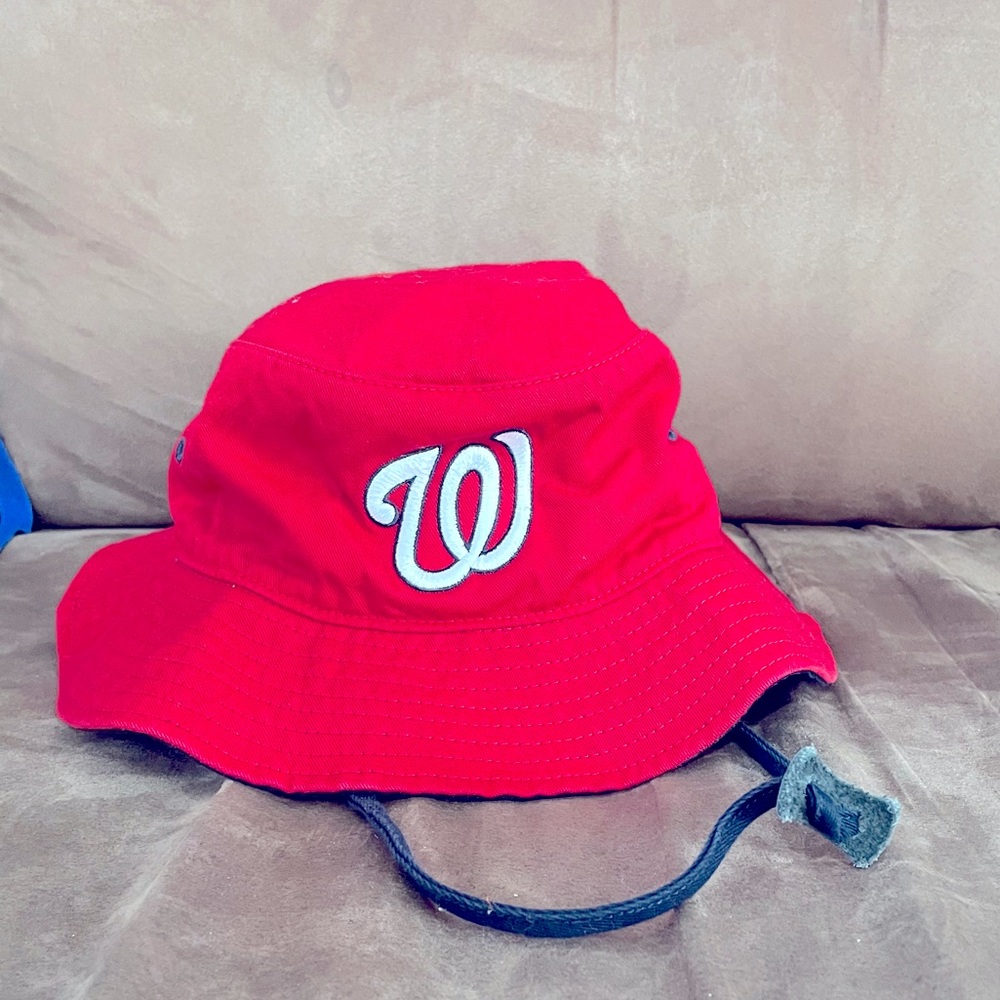 Bucket Hat